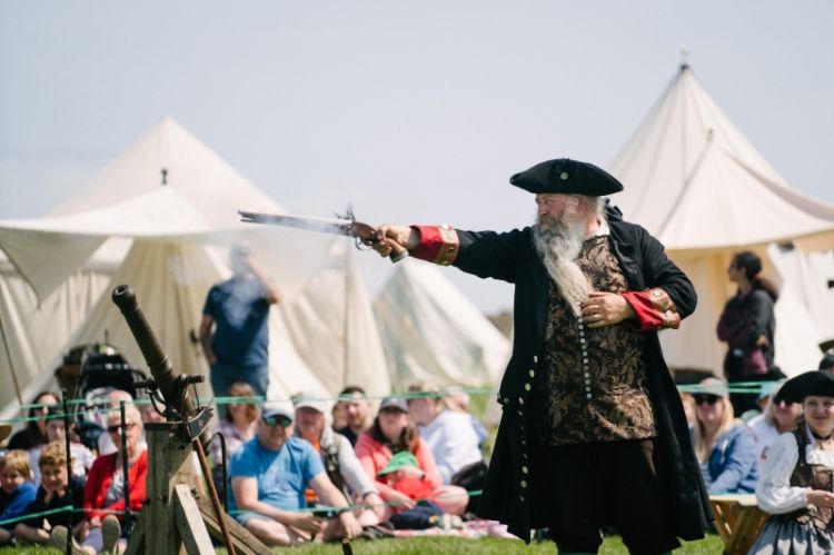 Rogues and Highwaymen